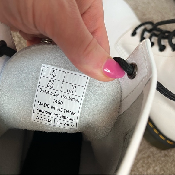 Dr. Martens White 1460 Smooth Leather Lace Up Combat Boots Women’s 10 - Picture 5 of 5